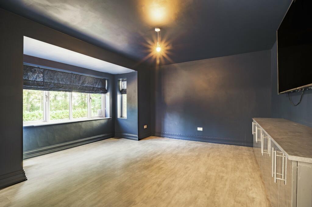 Additional property image - Woodbank Lane, Woodbank, Chester