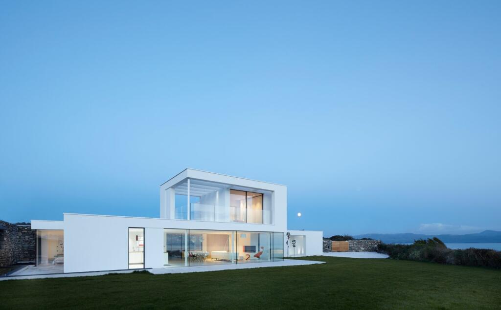 Main image of property: Criccieth, Gwynedd