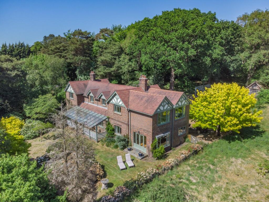 Main image of property: Chester Road, Oakmere, Cheshire