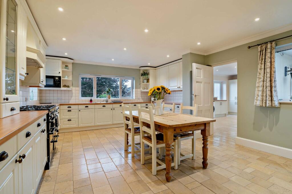 Additional property image - Combe Street Lane, Yeovil, Somerset