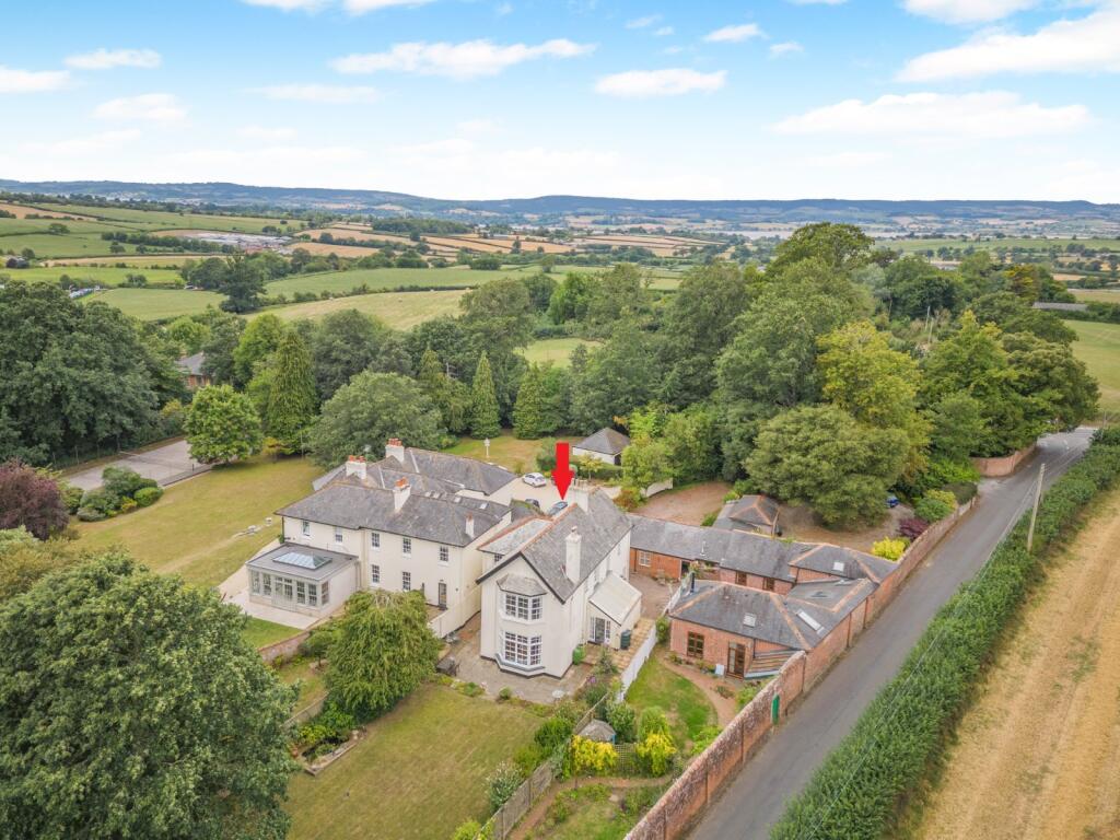 Main image of property: Oakhayes Road, Woodbury, Exeter, Devon