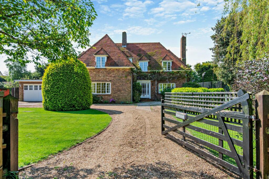 Additional property image - Vicarage Lane, Tillingham, Southminster, Essex
