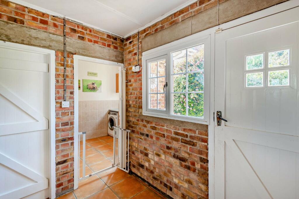 Additional property image - Vicarage Lane, Tillingham, Southminster, Essex