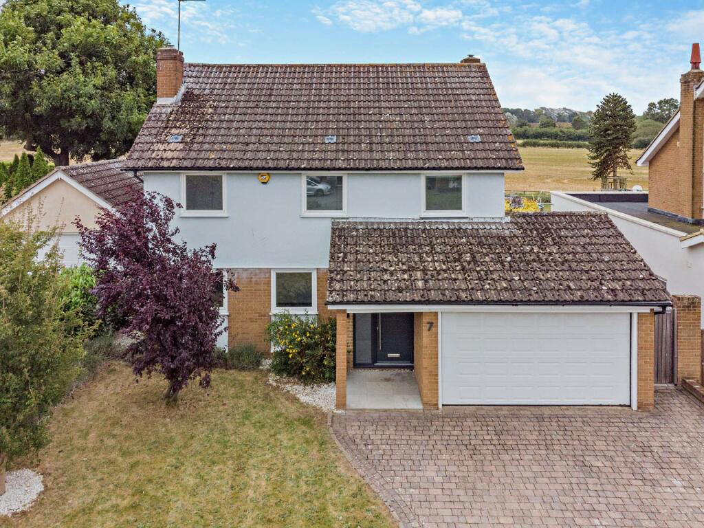 Additional property image - Hull Green, Matching Green, Harlow, Essex
