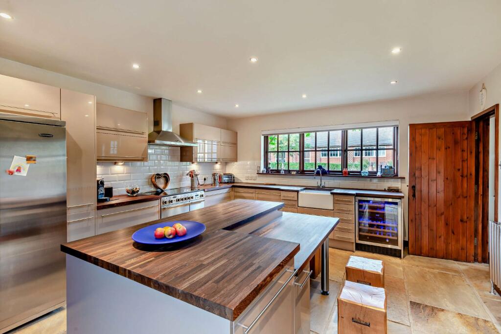 Additional property image - School Road, Stanford Rivers, Ongar, Essex