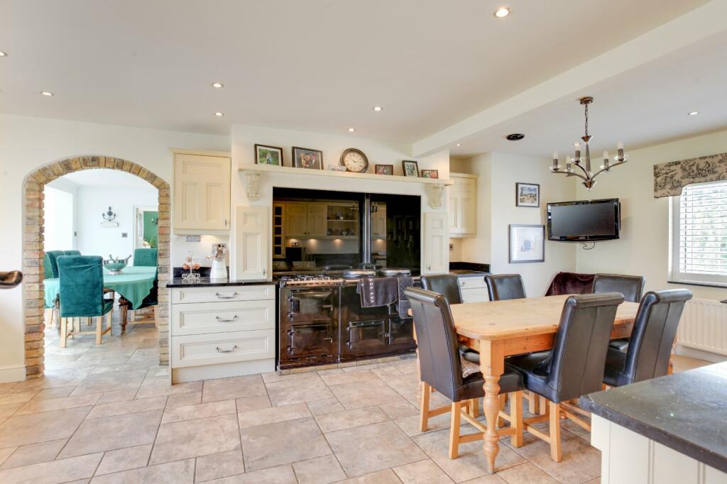Additional property image - Boyton Cross, Roxwell, Chelmsford, Essex