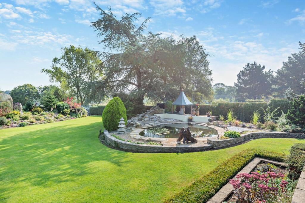 Additional property image - Blasford Hill, Little Waltham, Chelmsford