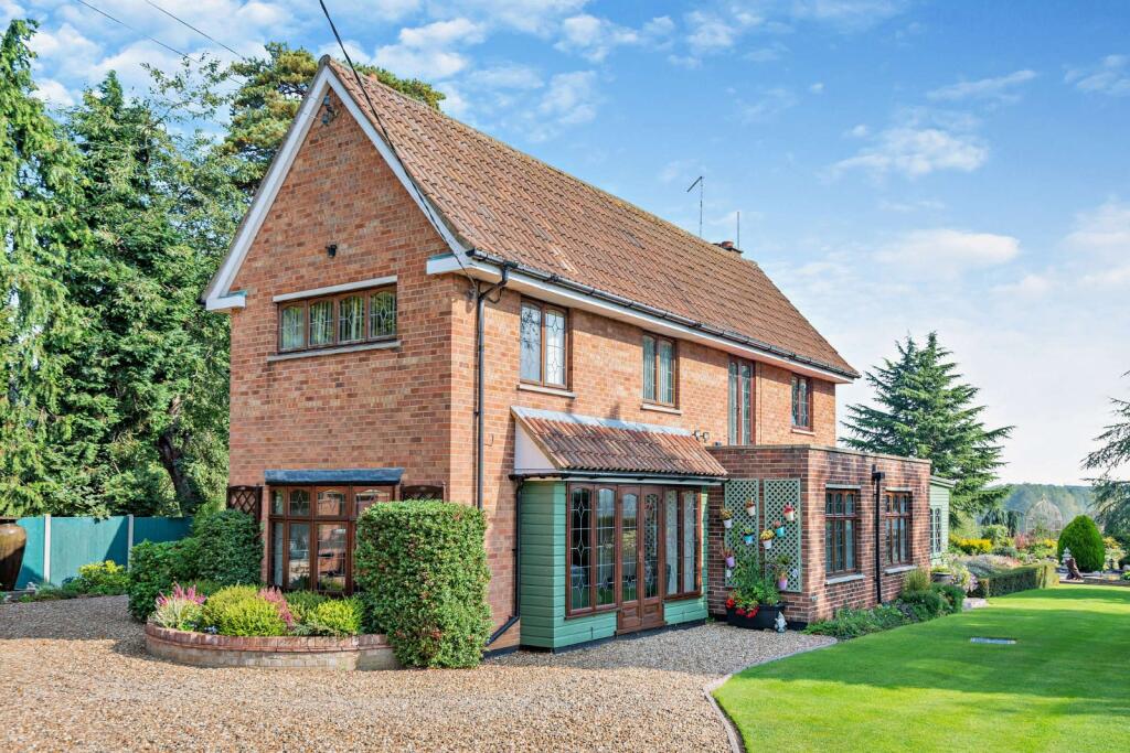 Additional property image - Blasford Hill, Little Waltham, Chelmsford