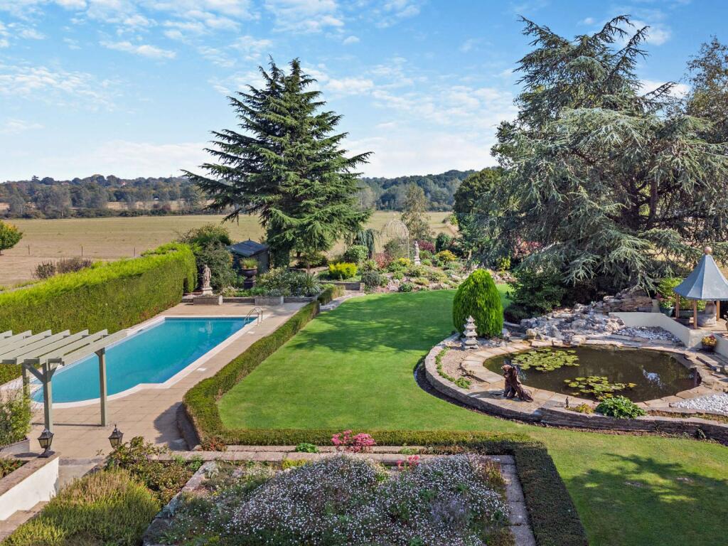Additional property image - Blasford Hill, Little Waltham, Chelmsford