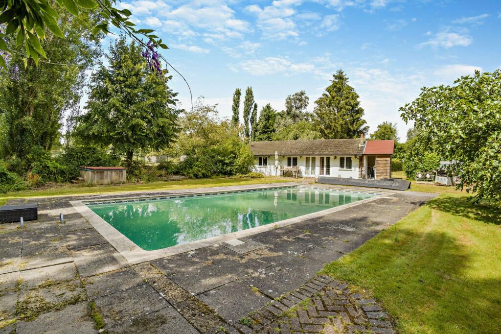 Additional property image - Pointwell Lane, Coggeshall, Colchester, Essex