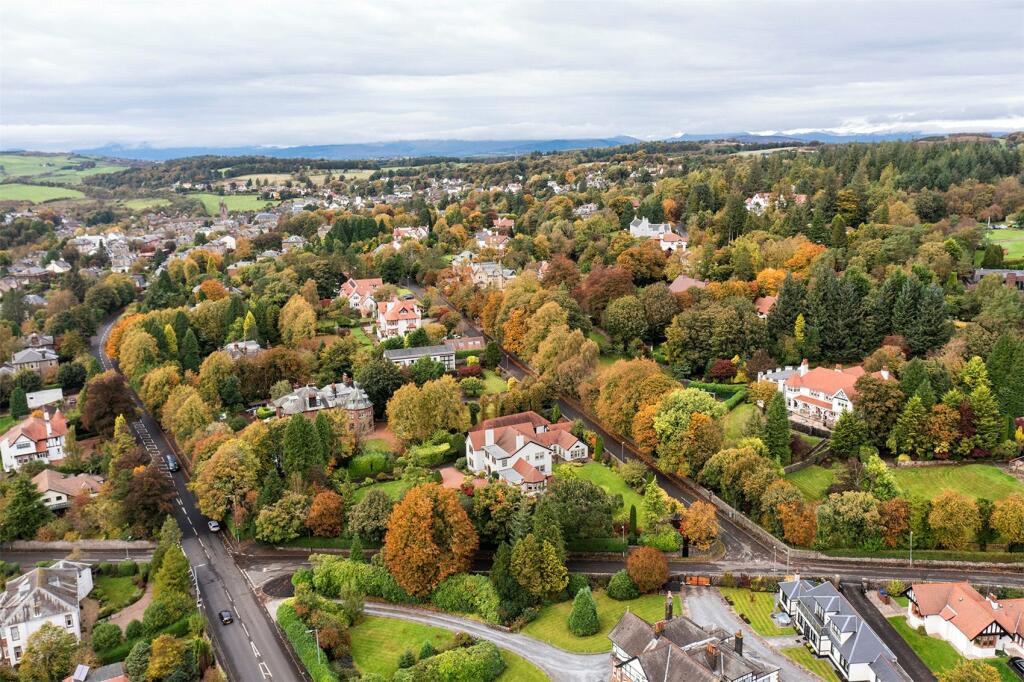 4 bedroom detached house for sale in Altondyke, Bridge of Weir Road