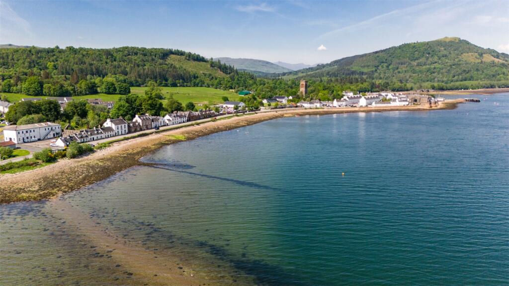 3 bedroom terraced house for sale in Cruachan, Newtown, Inveraray