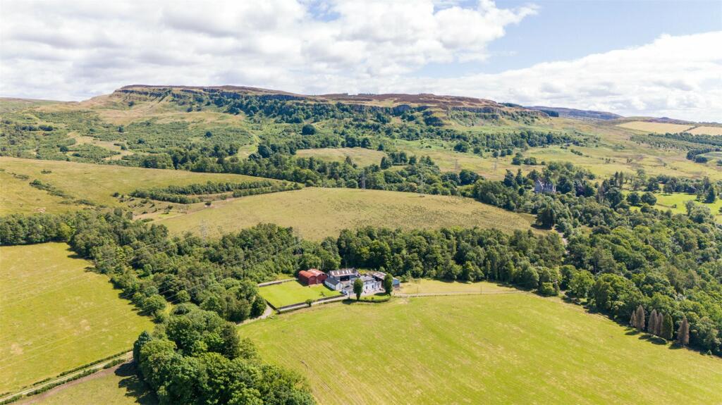 Equestrian facility for sale in Garshake Farm, Dumbarton, West