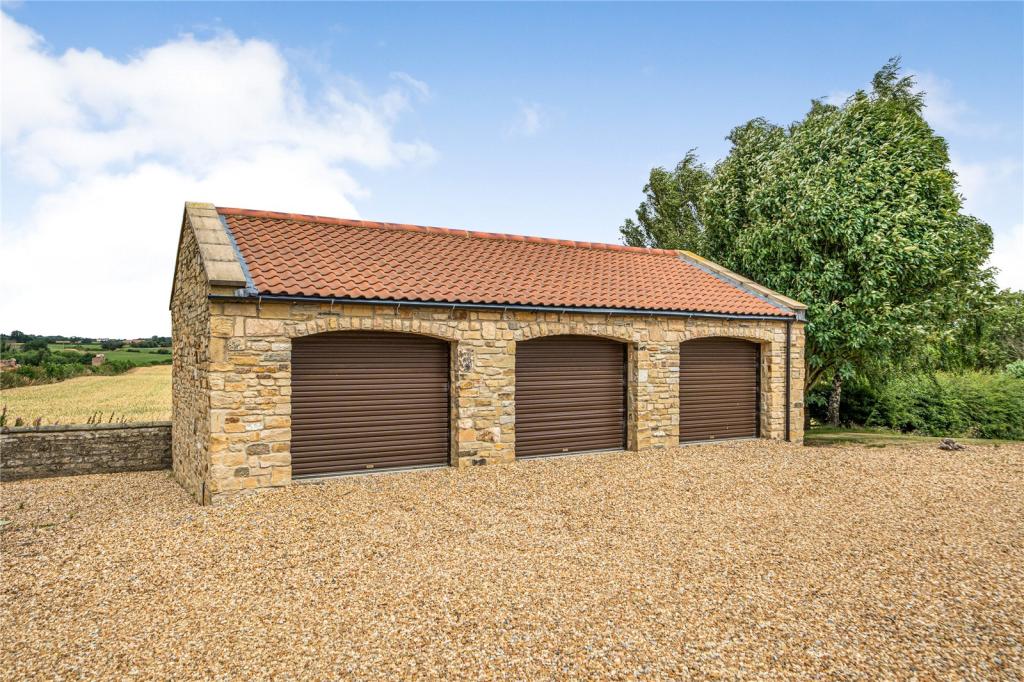 5 bedroom detached house for sale in Little Crakehall, Bedale, North