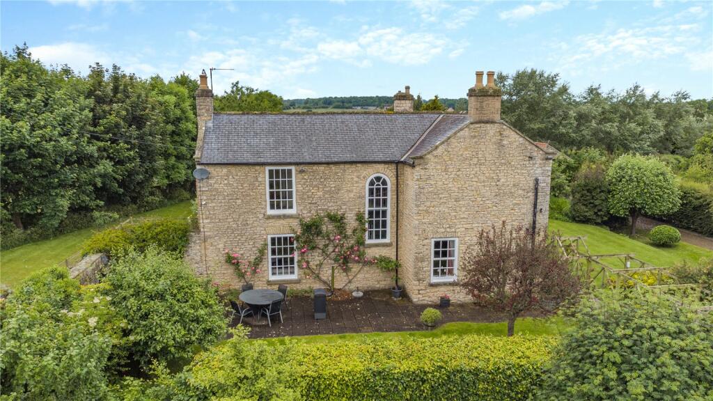 5 bedroom detached house for sale in The Grange, Little Crakehall