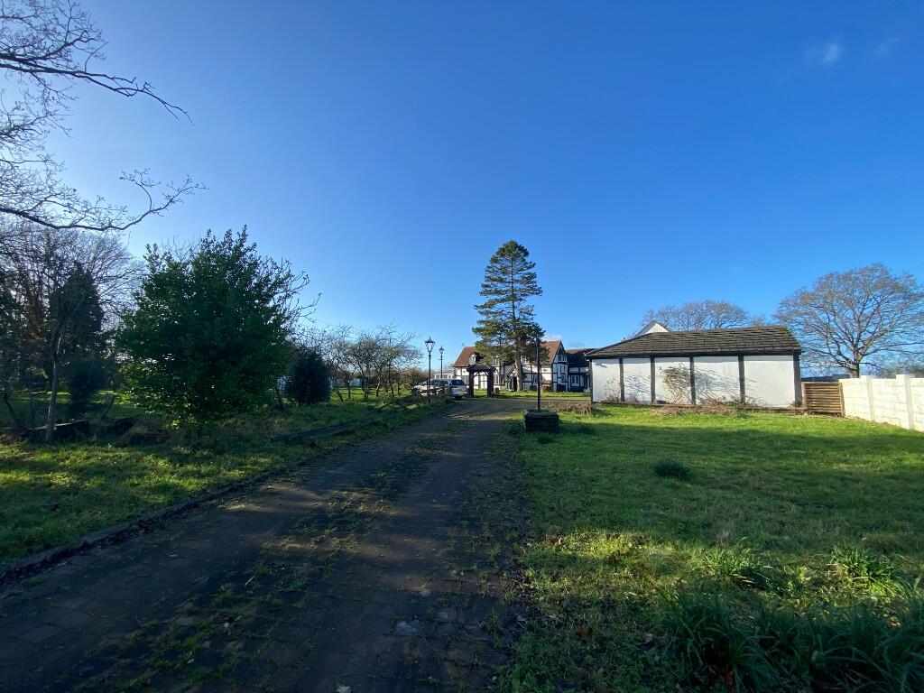 Additional property image - Earlswood Common, B94