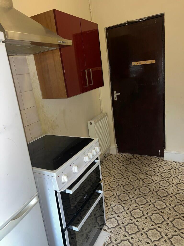 Additional property image - High Street, West Bromwich,West Midlands, B70