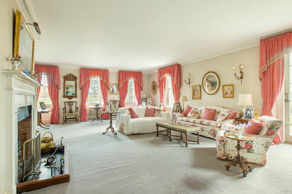 Additional property image - Fingringhoe Road, Rowhedge, Colchester, Essex