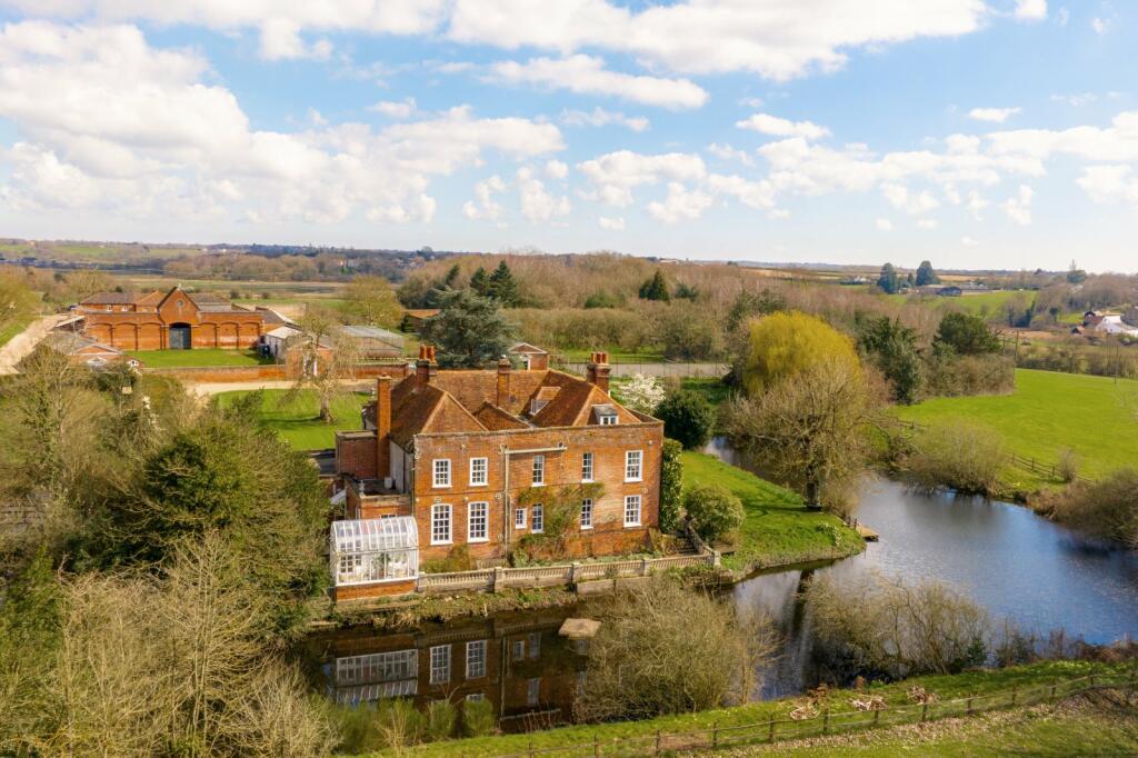 Additional property image - Fingringhoe Road, Rowhedge, Colchester, Essex