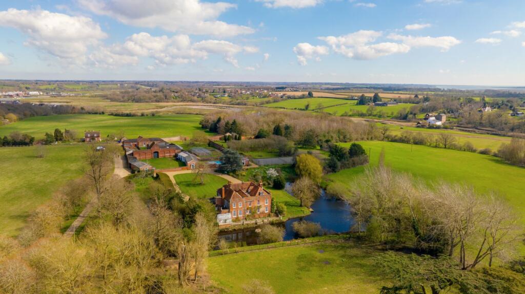 Additional property image - Fingringhoe Road, Rowhedge, Colchester, Essex