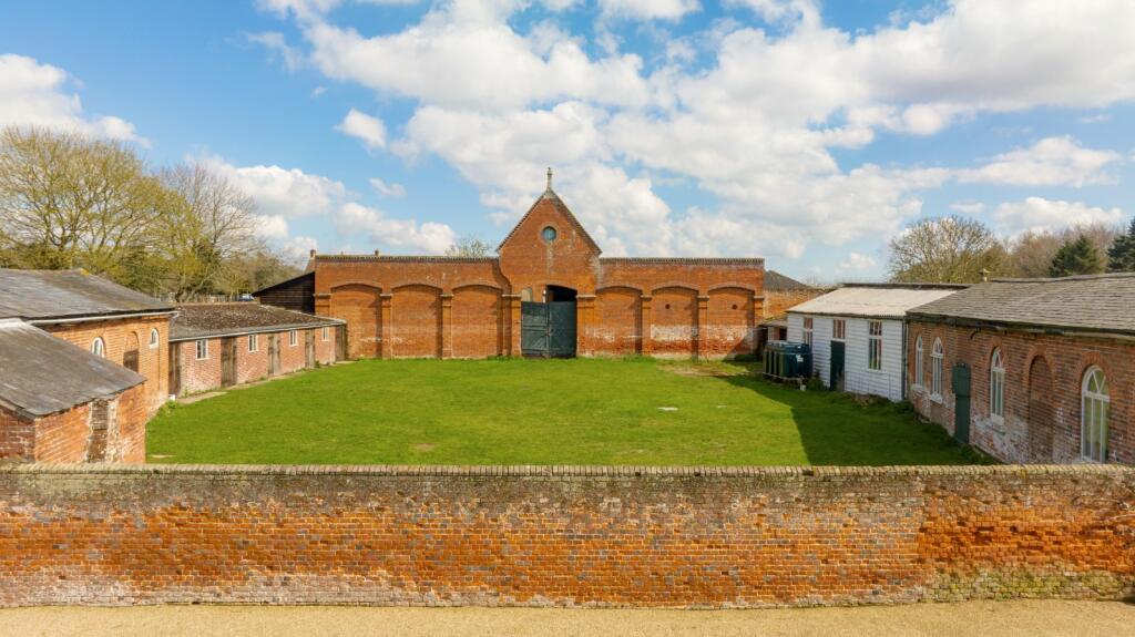 Additional property image - Fingringhoe Road, Rowhedge, Colchester, Essex