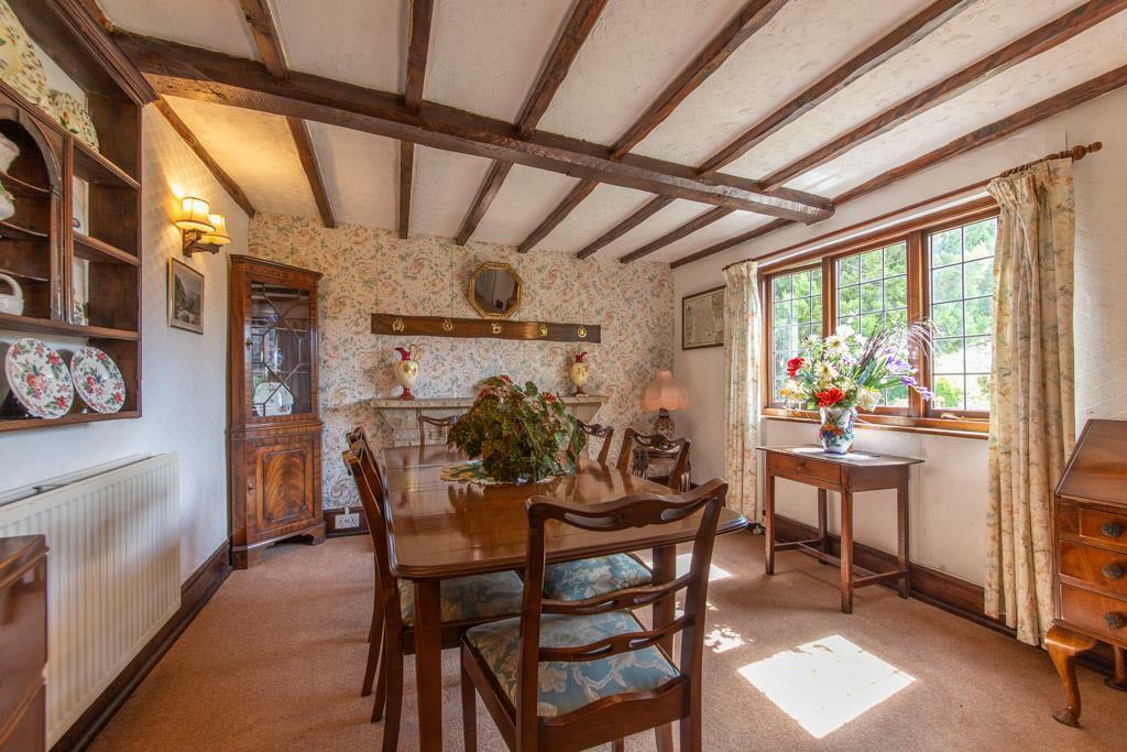 3 bedroom detached house for sale in Donkey Lane, Ashford Carbonel