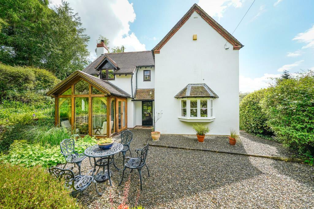 3 bedroom detached house for sale in Stoke St. Milborough, Ludlow, SY8