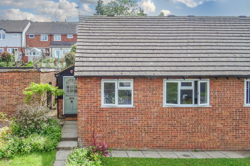 2 bedroom semidetached bungalow for sale in Hucklemarsh Road, Ludlow, SY8