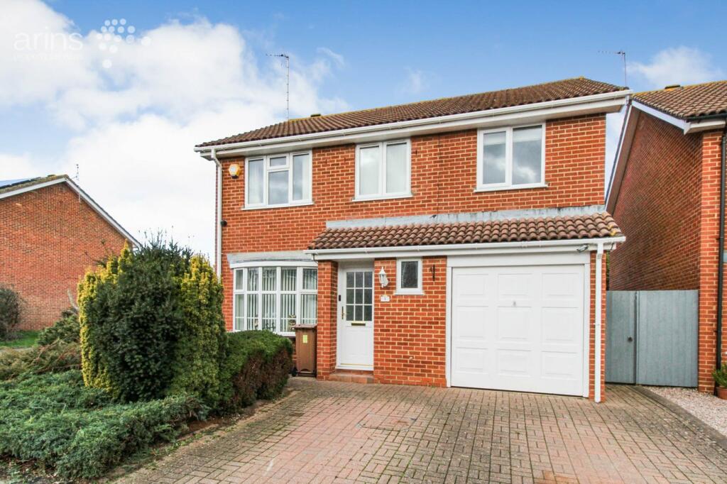 4 bedroom detached house for rent in Blackley Close, Earley, Reading, RG6
