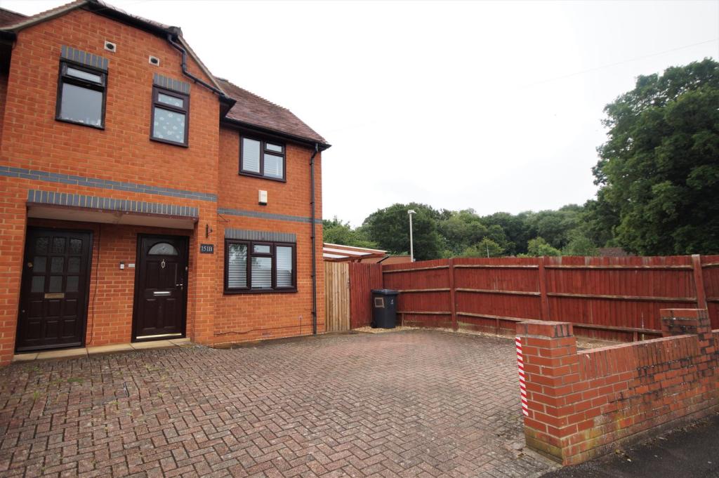 3 bedroom semidetached house for sale in Whitley Wood Road, Reading, RG2
