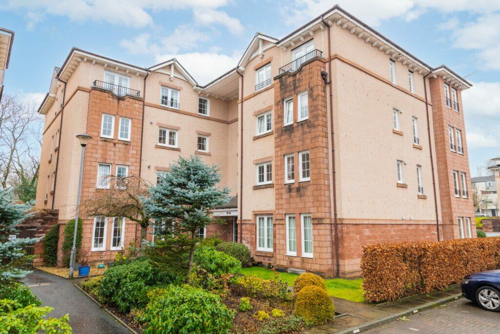 3 bedroom flat for sale in 39 Ellangowan Court Milngavie G62 8PP