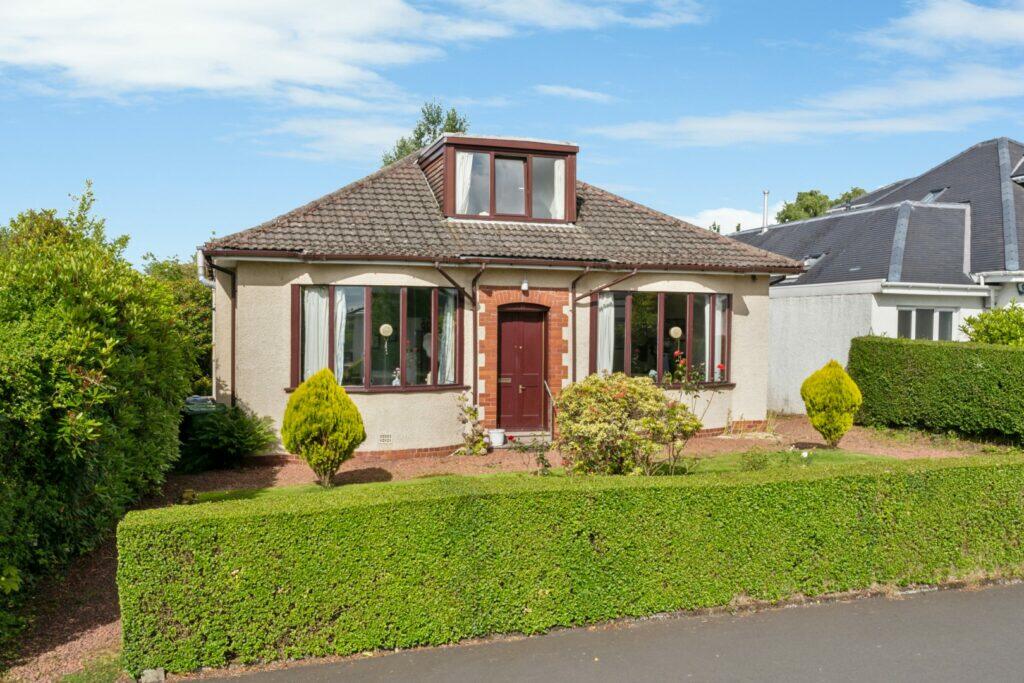 Main image of property: 14 Vivian Avenue, Milngavie, G62 6DW