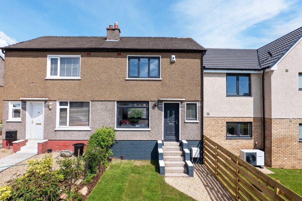Main image of property: 18 Craigmore Road, Bearsden, G61 4JS