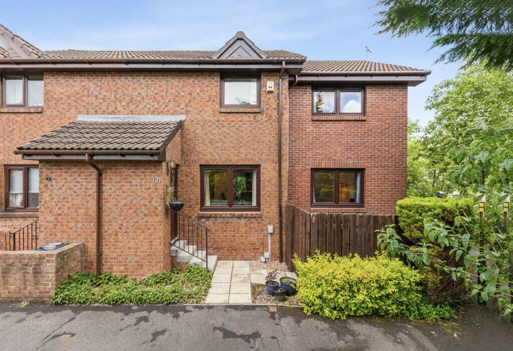 Main image of property: 10 Burnside Walk, Bearsden, G61 4BU