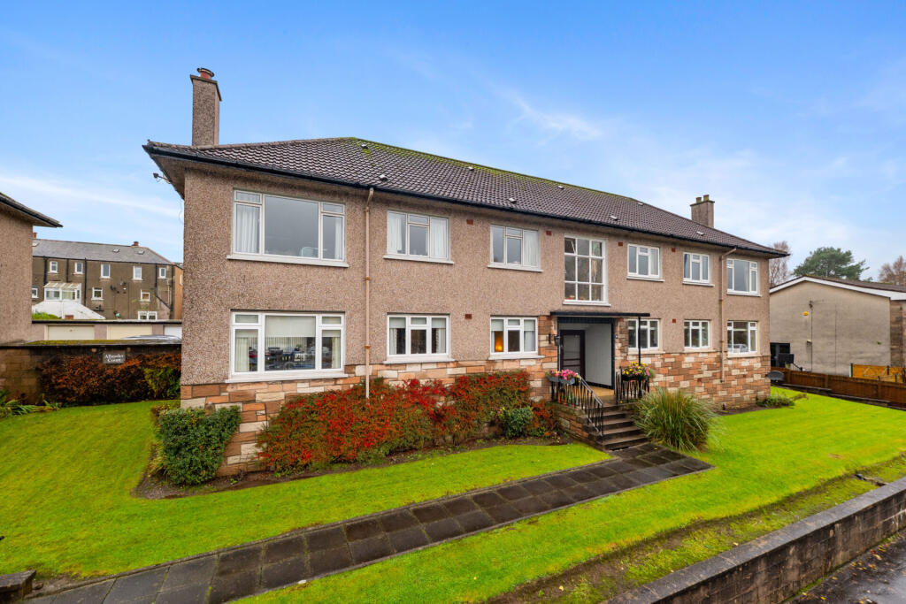 Main image of property: Flat 1, 84 Main Street, Milngavie, G62 6JN