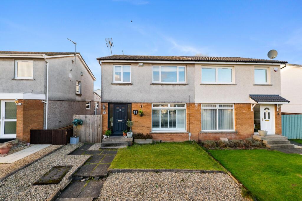 Main image of property: 8 Carnock Gardens, Milngavie, G62 7RU