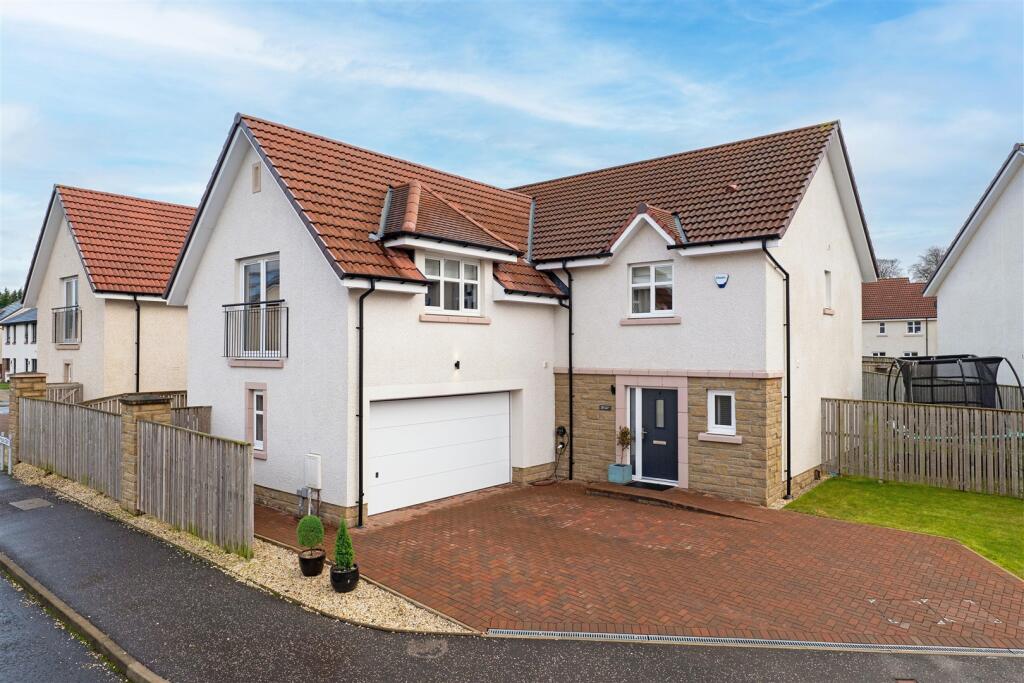 Main image of property: 20 Lanfine Drive, Kirkintilloch, G66 1AU