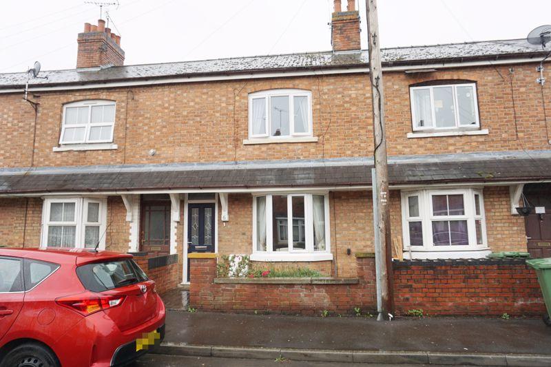 2 bedroom terraced house for sale in Coronation Street, Evesham, WR11