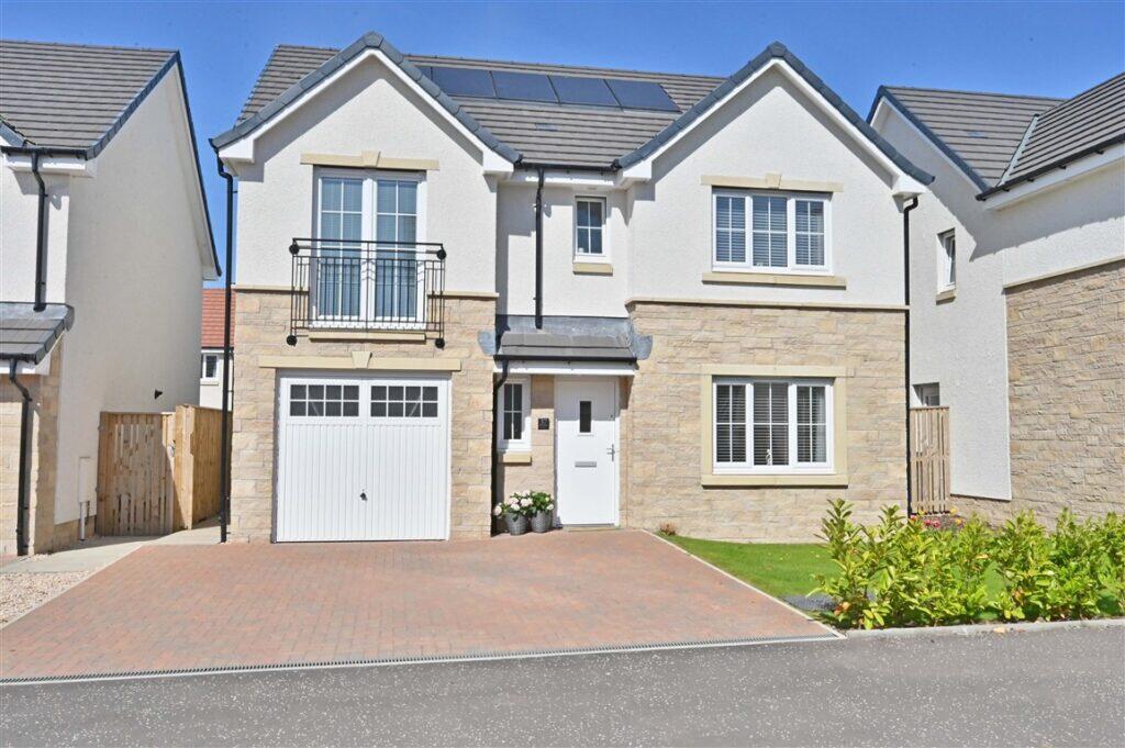 Main image of property: Skelmorlie Avenue, Bishopton