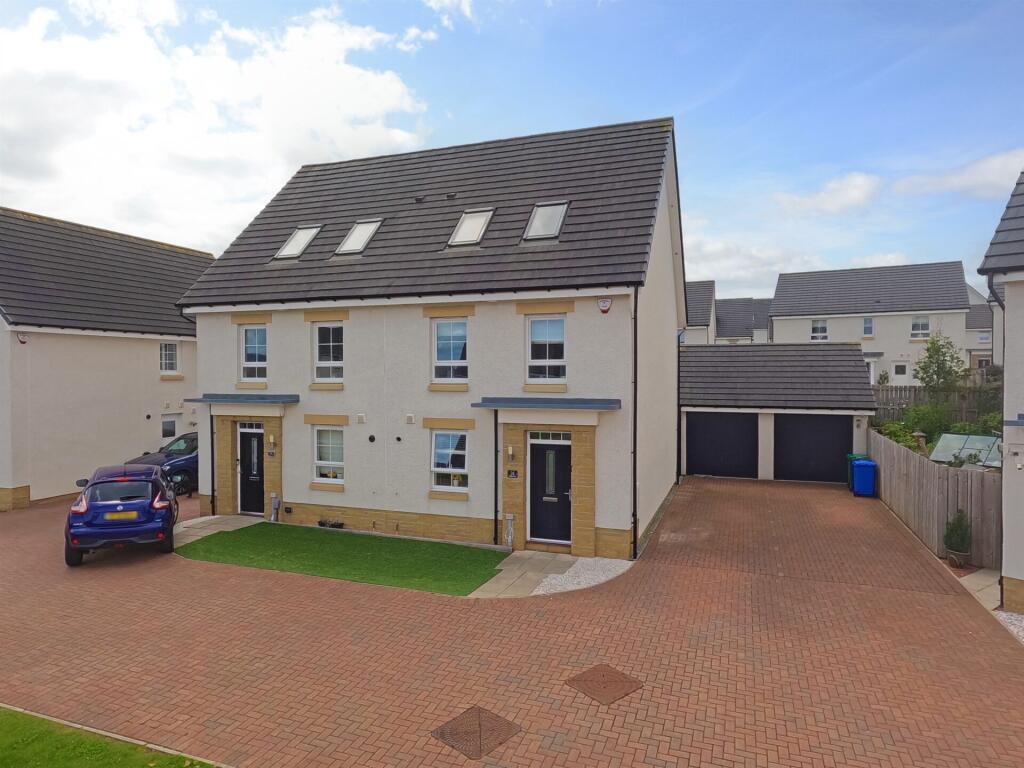 Main image of property: Glendale Wynd, Brookfield