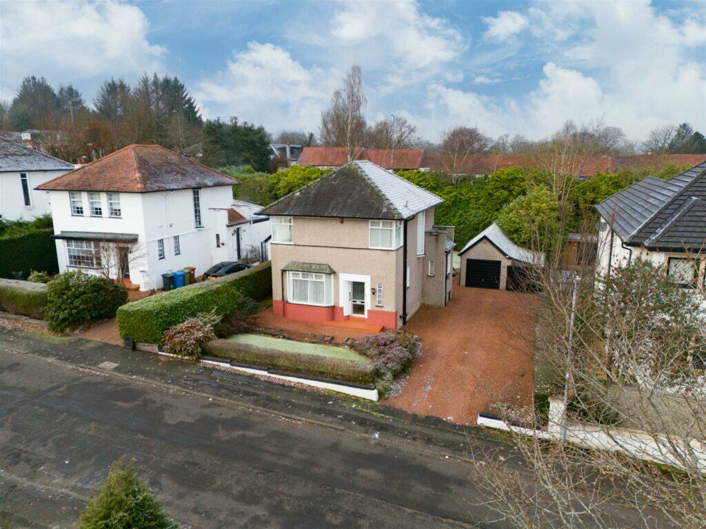 3 bedroom detached villa for sale in Sunningdale Avenue, Newton Mearns, G77