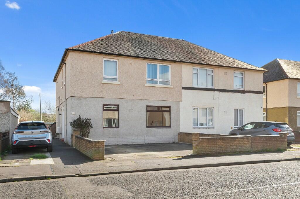 2 bedroom ground floor flat for sale in 26 Bank Street, Grangemouth