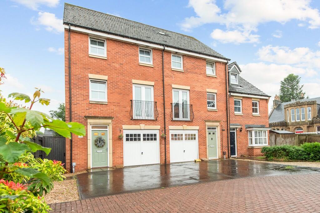 Main image of property: 11 Wilkie Place, Larbert, Stirlingshire, FK5 4GW