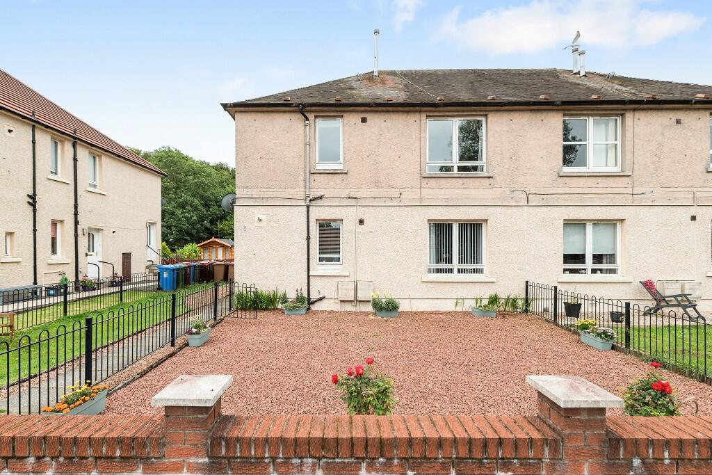 Main image of property: 16 Ronald Crescent, Larbert, Stirlingshire, FK5 3AL