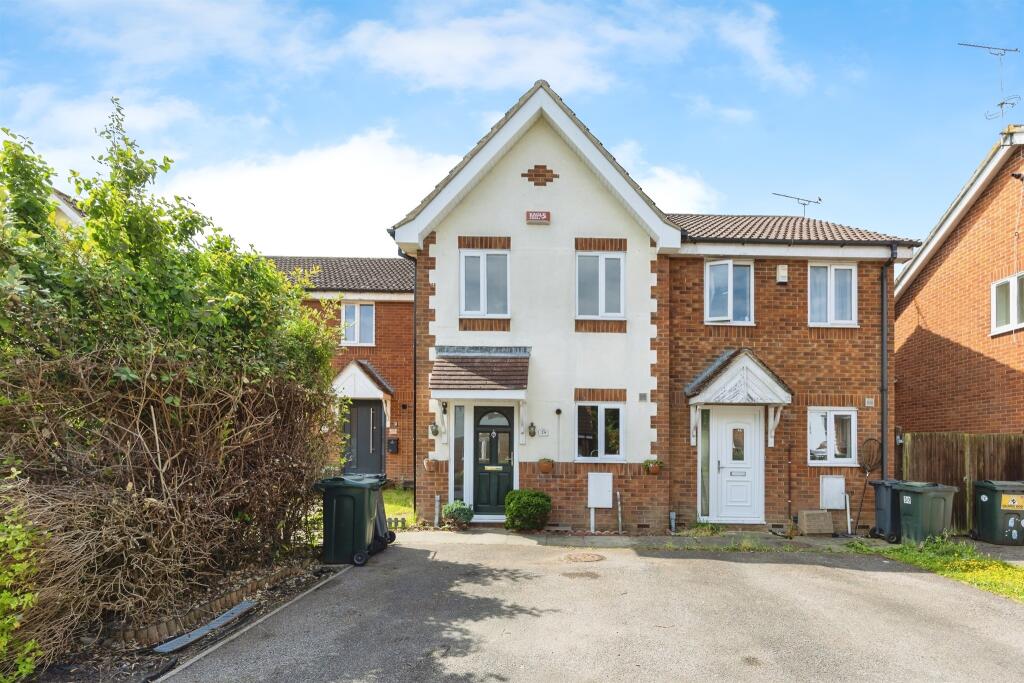 Main image of property: Park Wood Close, Kingsnorth, Ashford