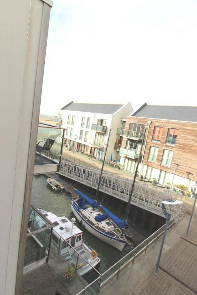 Additional property image - Waterside Marina, CO7