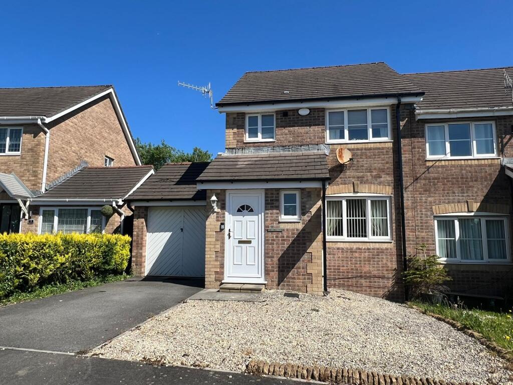 Main image of property: Dol Werdd, Waunceirch, Neath, Neath Port Talbot.