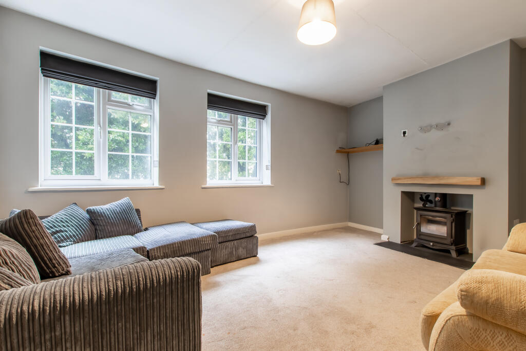 3 bedroom apartment for sale in Barrack Lane, Aldwick, Bognor Regis