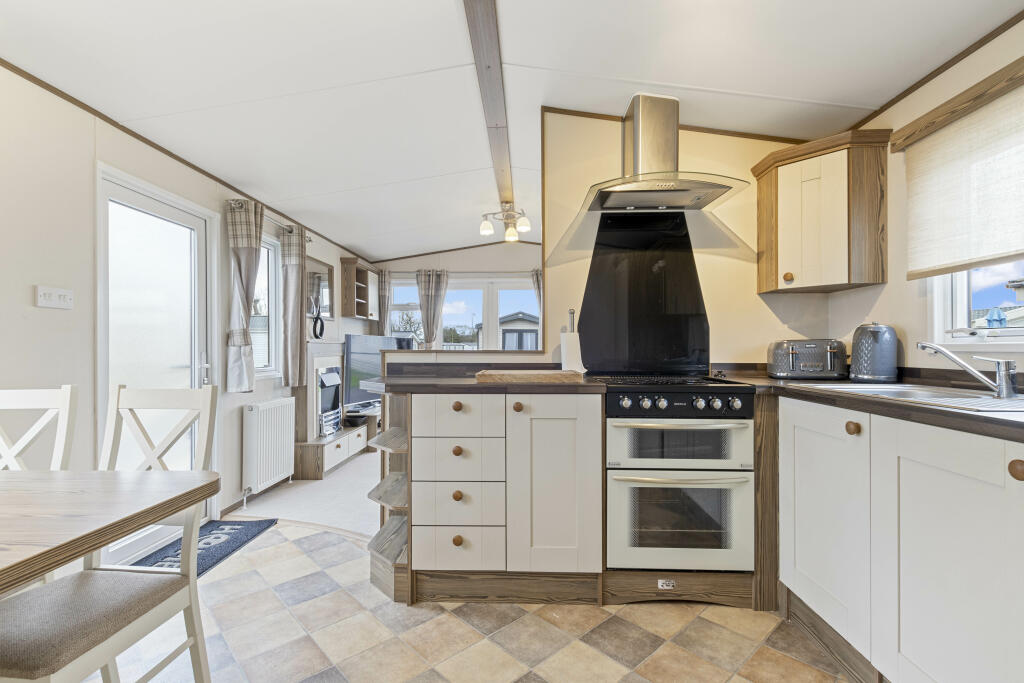 2 bedroom bungalow for sale in Road, Runcton, Chichester