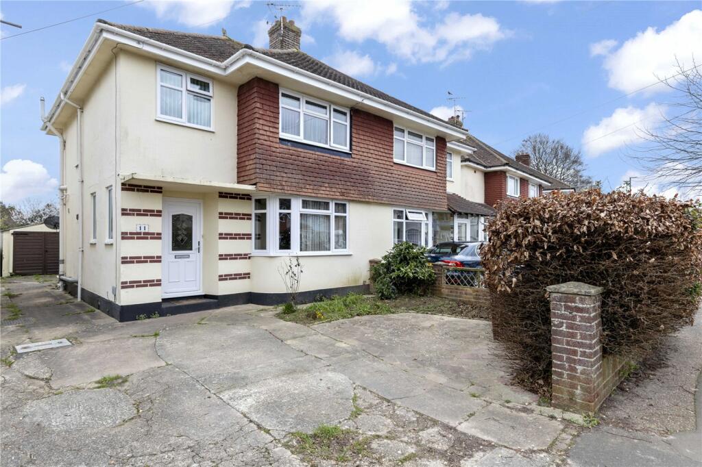 3 bedroom semidetached house for sale in Orchard Way, North Bersted